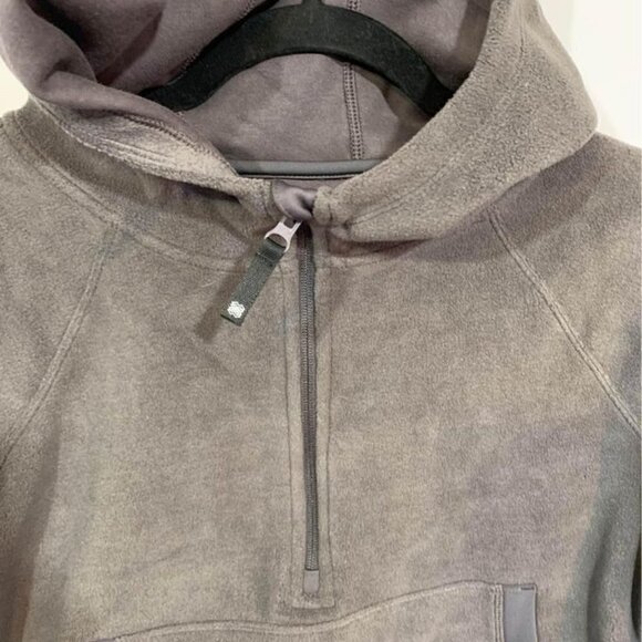 𝅺WOMAN’S ultra plush pullover coat. Lots of stretch. NWT. Size M. Charcoal gray. - Picture 3 of 10